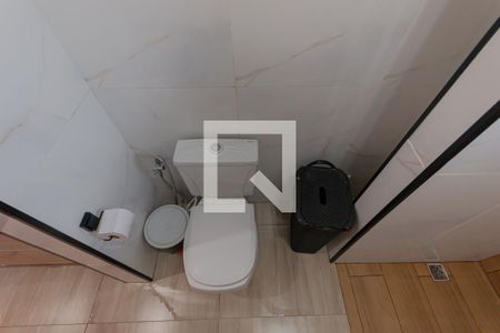 Casa à venda com 600m², 8 quartos e 4 vagasbanheiro 2