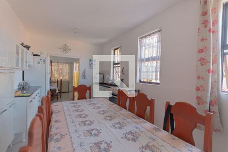 Casa à venda com 600m², 8 quartos e 4 vagascozinha 1