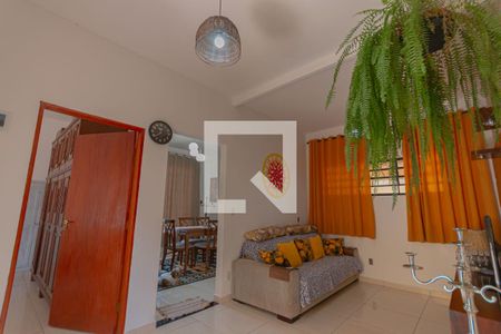 sala 1 de casa à venda com 8 quartos, 600m² em Vila Industrial, Campinas