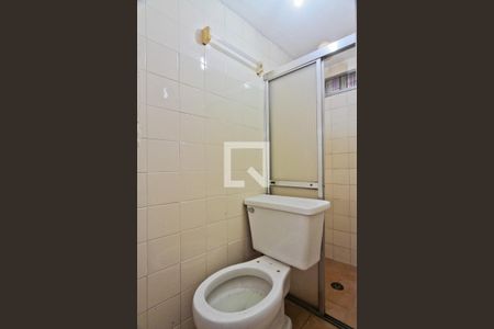 Casa para alugar com 110m², 3 quartos e 4 vagasCasa 2 - banheiro