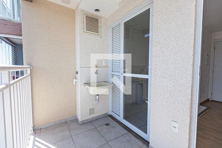 Apartamento para alugar com 42m², 2 quartos e sem vaga Apartamento para alugar com 42m², 2 quartos e sem vagaÁrea de Serviço