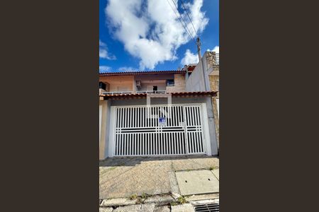 Casa à venda com 153m², 3 quartos e 2 vagasPlaquinha