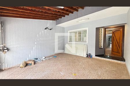 Casa à venda com 153m², 3 quartos e 2 vagasGaragem