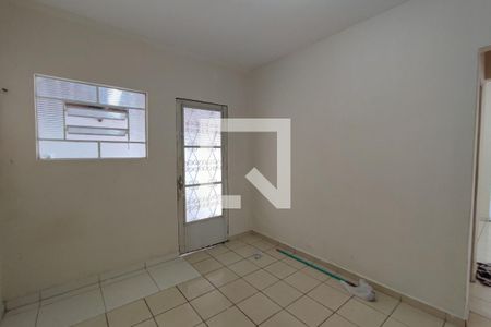 Casa à venda com 131m², 3 quartos e 1 vagaCômodo extra