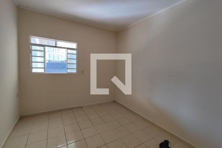 Casa à venda com 131m², 3 quartos e 1 vagaQuarto 2