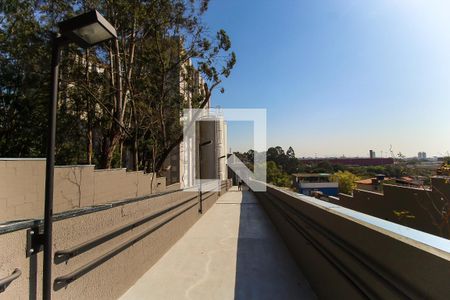 Apartamento para alugar com 41m², 2 quartos e sem vaga Apartamento para alugar com 41m², 2 quartos e sem vagaEntrada