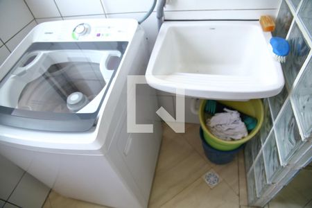 Apartamento à venda com 76m², 3 quartos e 1 vagaÁrea de Serviço