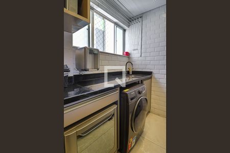 Apartamento para alugar com 68m², 2 quartos e 1 vagaCozinha e Área de Serviço