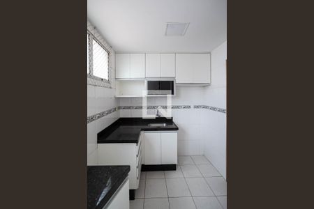 Apartamento para alugar com 52m², 2 quartos e 2 vagas Apartamento para alugar com 52m², 2 quartos e 2 vagasCozinha