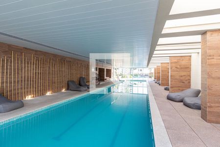 Apartamento para alugar com 76m², 2 quartos e 2 vagasÁrea comum - Piscina coberta