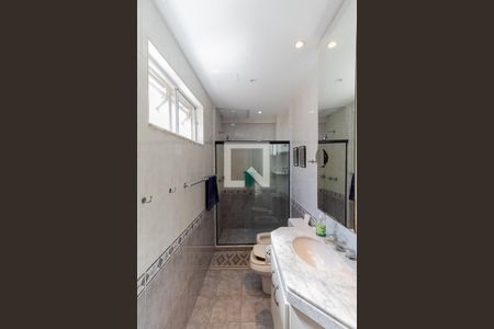 Apartamento à venda com 320m², 3 quartos e 1 vagaBanheiro da Suíte 3 - 2 andar