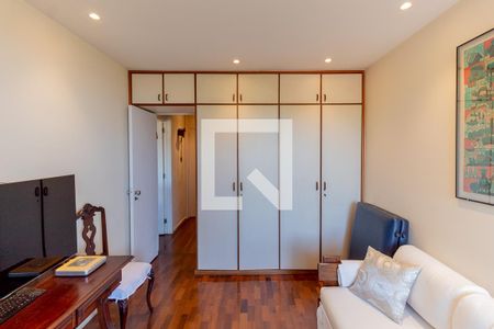 Apartamento à venda com 320m², 3 quartos e 1 vagaSuíte 1 - 1 andar