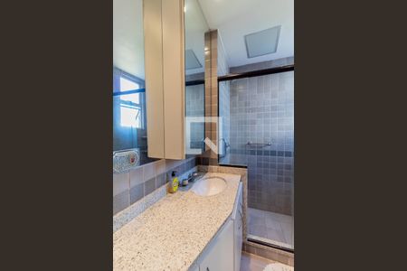 Apartamento à venda com 320m², 3 quartos e 1 vagaBanheiro da Suíte 1 - 1 andar