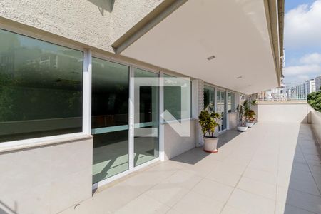 Apartamento à venda com 320m², 3 quartos e 1 vagaSalão de Festas