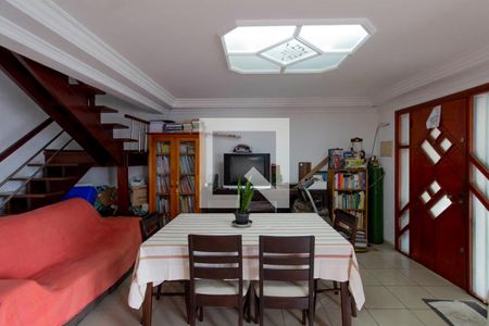 Sala de casa à venda com 5 quartos, 300m² em Artur Alvim, São Paulo