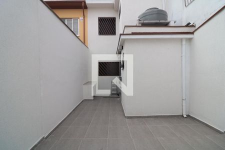 Casa à venda com 95m², 2 quartos e 1 vagaÁrea de serviço