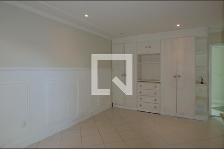 Casa de condomínio à venda com 600m², 6 quartos e 3 vagasSuíte 1