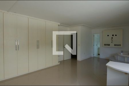 Casa de condomínio à venda com 600m², 6 quartos e 3 vagasSuite 3