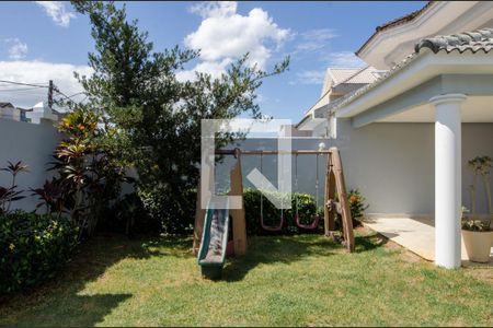 Casa de condomínio à venda com 600m², 6 quartos e 3 vagasÁrea externa