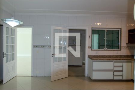 Casa de condomínio à venda com 600m², 6 quartos e 3 vagasCozinha