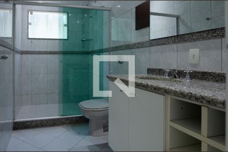 Casa de condomínio à venda com 600m², 6 quartos e 3 vagasBanheiro da Suíte 1