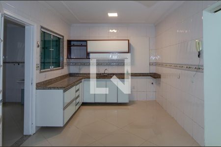 Casa de condomínio à venda com 600m², 6 quartos e 3 vagasCozinha