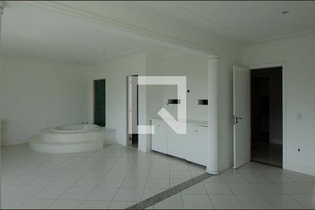 Casa de condomínio à venda com 600m², 6 quartos e 3 vagasSuite 2