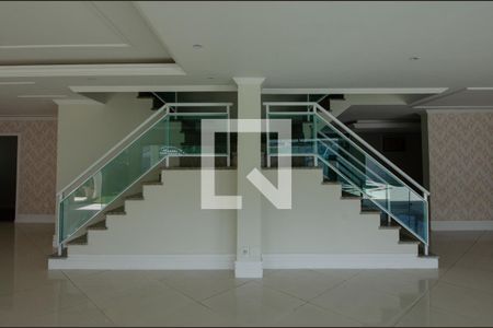 Sala de casa de condomínio à venda com 6 quartos, 600m² em Recreio dos Bandeirantes, Rio de Janeiro