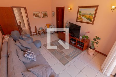 Sala de casa à venda com 4 quartos, 360m² em Bairro das Palmeiras, Campinas