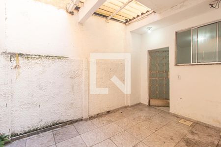 Casa para alugar com 95m², 2 quartos e 1 vagaÁrea de Serviço