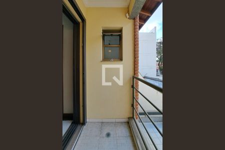 Casa à venda com 330m², 3 quartos e 8 vagas Casa à venda com 330m², 3 quartos e 8 vagasSacada Suíte 2