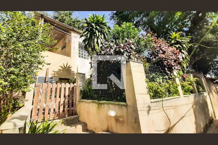 Casa à venda com 140m², 2 quartos e sem vagaÁrea comum 