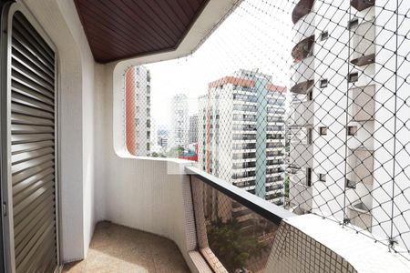 Apartamento à venda com 330m², 4 quartos e 3 vagasVaranda da Suíte 1