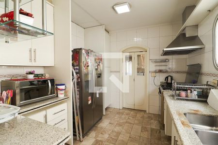 Apartamento à venda com 330m², 4 quartos e 3 vagasCozinha