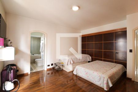 Apartamento à venda com 330m², 4 quartos e 3 vagasSuíte 1