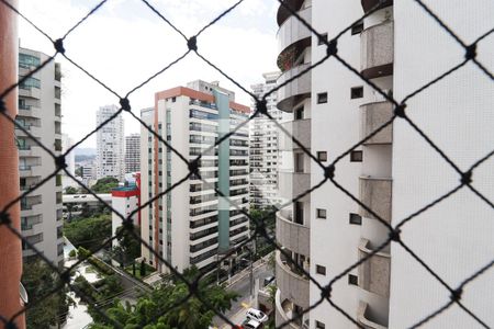 Apartamento à venda com 330m², 4 quartos e 3 vagasVista