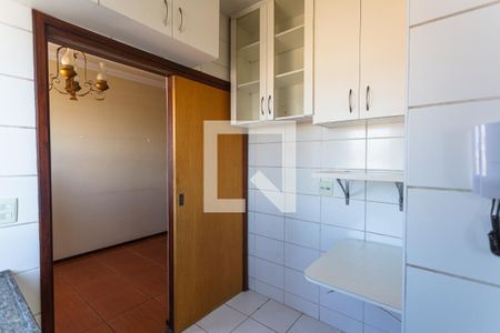 Apartamento à venda com 70m², 3 quartos e 2 vagasCozinha