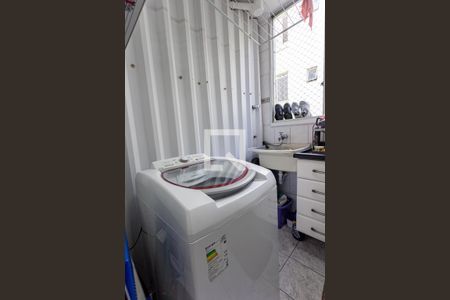 Apartamento à venda com 54m², 2 quartos e 1 vaga Apartamento à venda com 54m², 2 quartos e 1 vagaÁrea de Serviço