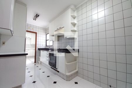 Apartamento à venda com 165m², 4 quartos e 2 vagasCozinha