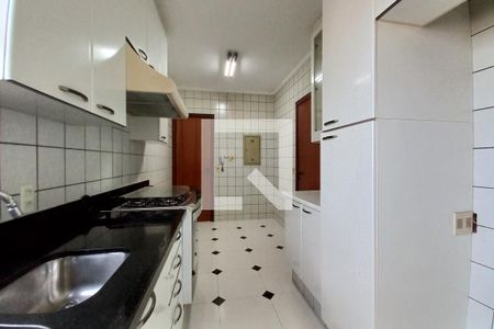 Apartamento à venda com 165m², 4 quartos e 2 vagasCozinha