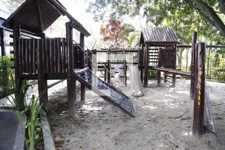 Apartamento para alugar com 69m², 2 quartos e 1 vagaPlayground