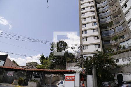 Apartamento para alugar com 69m², 2 quartos e 1 vagaFachada