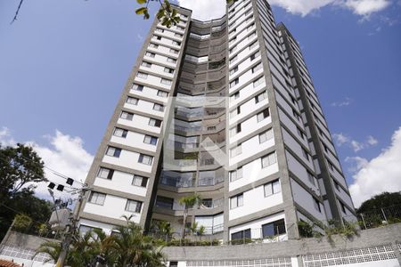 Apartamento para alugar com 69m², 2 quartos e 1 vagaFachada