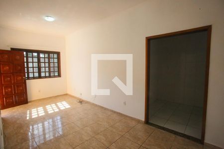 Sala de apartamento para alugar com 3 quartos, 90m² em Taquara, Rio de Janeiro
