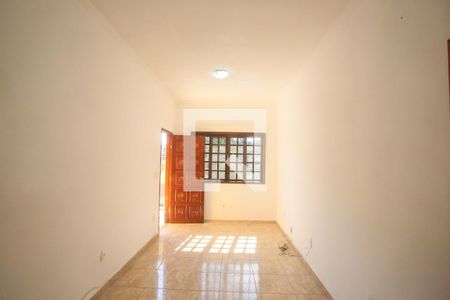 Sala de apartamento para alugar com 3 quartos, 90m² em Taquara, Rio de Janeiro