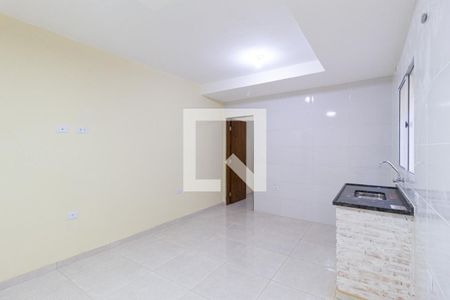 Sala e cozinha de casa para alugar com 2 quartos, 60m² em Novo Osasco, Osasco