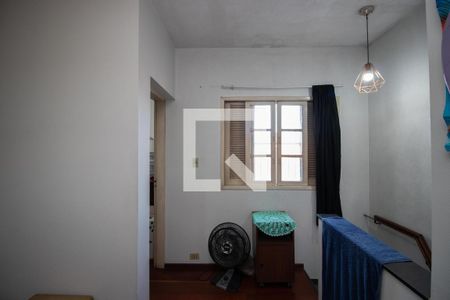 Casa à venda com 180m², 3 quartos e 2 vagasQuarto