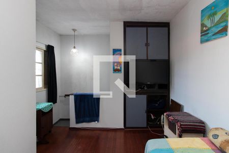 Casa à venda com 180m², 3 quartos e 2 vagasQuarto