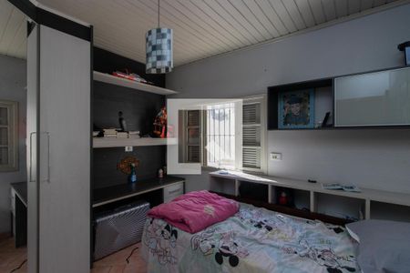 Casa à venda com 180m², 3 quartos e 2 vagasQuarto