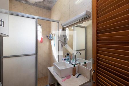 Banheiro de casa à venda com 3 quartos, 180m² em Jardim Japao, São Paulo